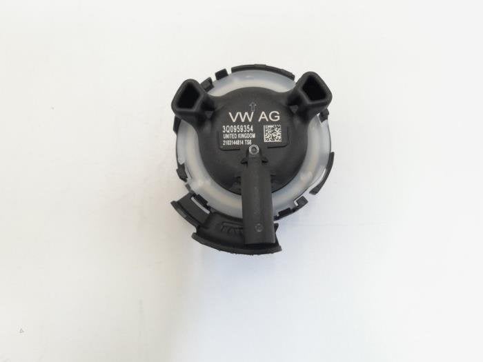 Airbag Sensor van een Volkswagen Golf, Gebruikt, -, Volkswagen, -