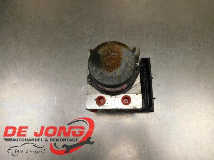 Pompe ABS d'un Hyundai I30, -, 3 mois de garantie, Utilisé, Hyundai