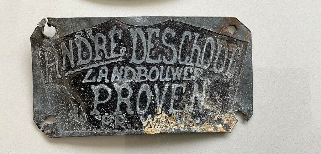 Zoldervondst  authentiek karrenplaatje wagenplaatje genoemd, Ophalen of Verzenden, Zo goed als nieuw