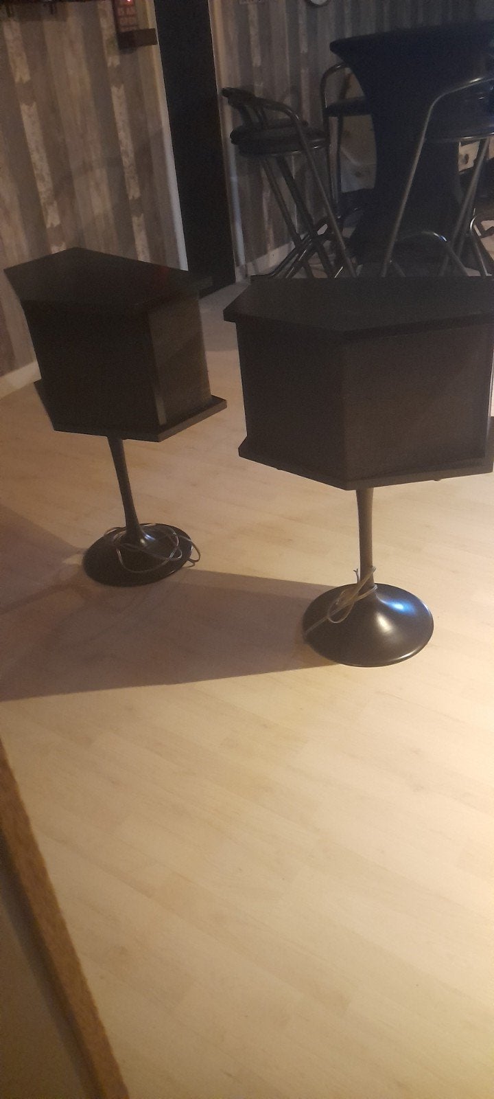 Te koop vintage Bose 901 tweede generatie luidsprekers, Audio, Tv en Foto, Inclusief kabels, Speakerset, Zo goed als nieuw, Bose
