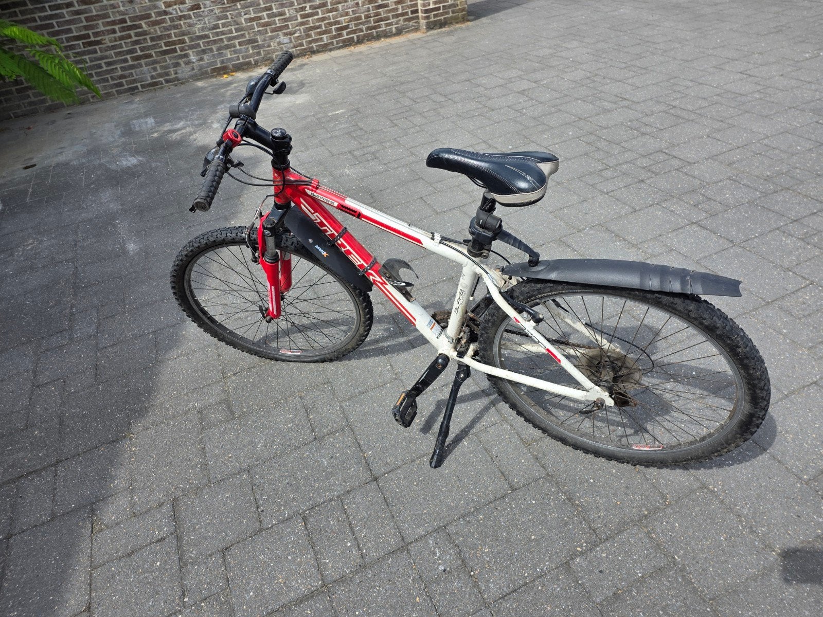2 Mountainbikes Trek Series 3, Fietsen en Brommers, Gebruikt, Velgrem, Versnellingen, Trek