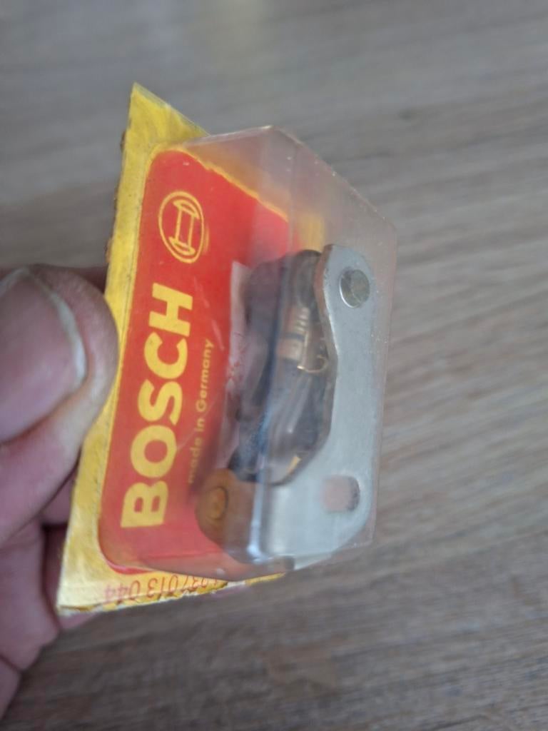 Set de contacts Bosh 1, Autos : Pièces & Accessoires, Électronique & Câbles, BMW, Ford, Opel, Saab, Neuf, Enlèvement ou Envoi