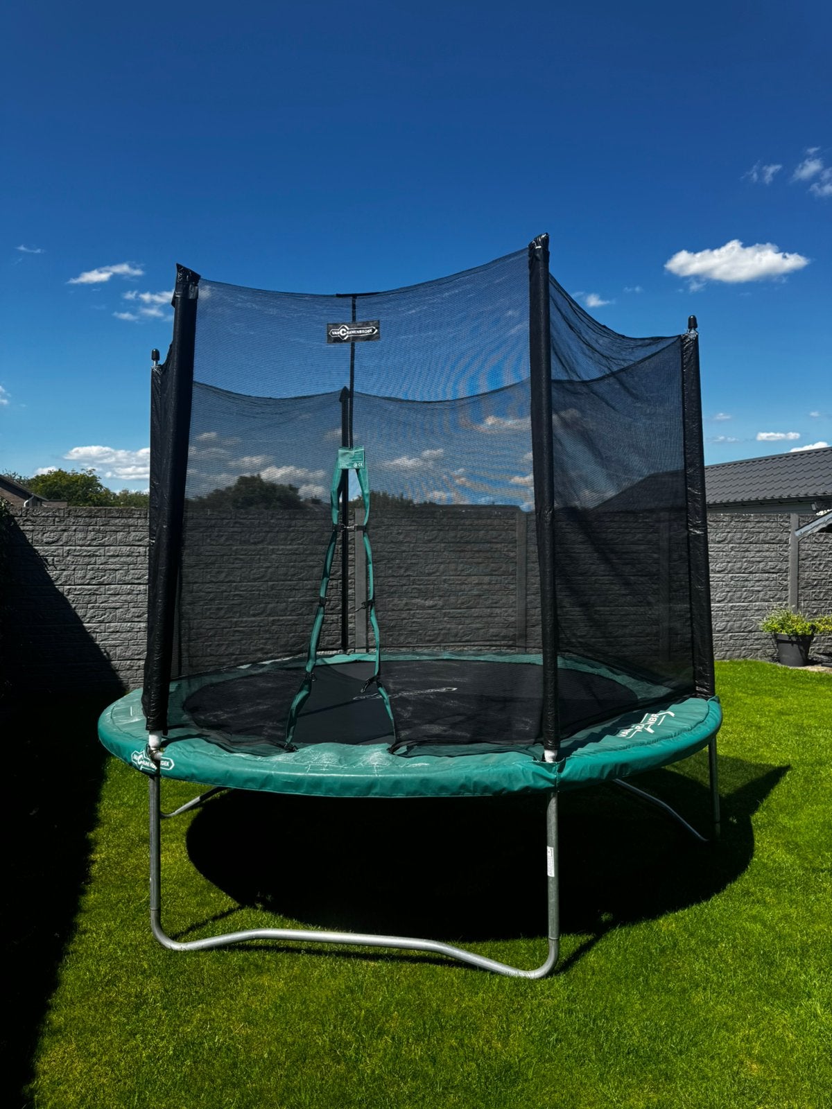 Trampoline, Ophalen, Gebruikt