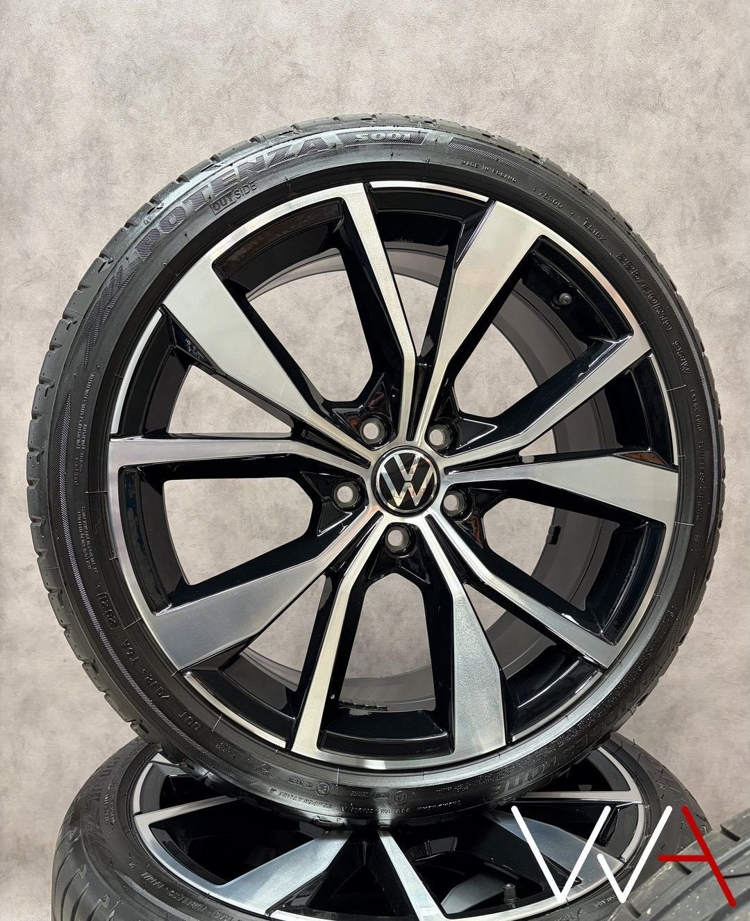 19” Volkswagen T-Roc R-Line “Misano” origineel nieuwstaat, Auto-onderdelen, Banden en Velgen, 19 inch, Gebruikt, -, -