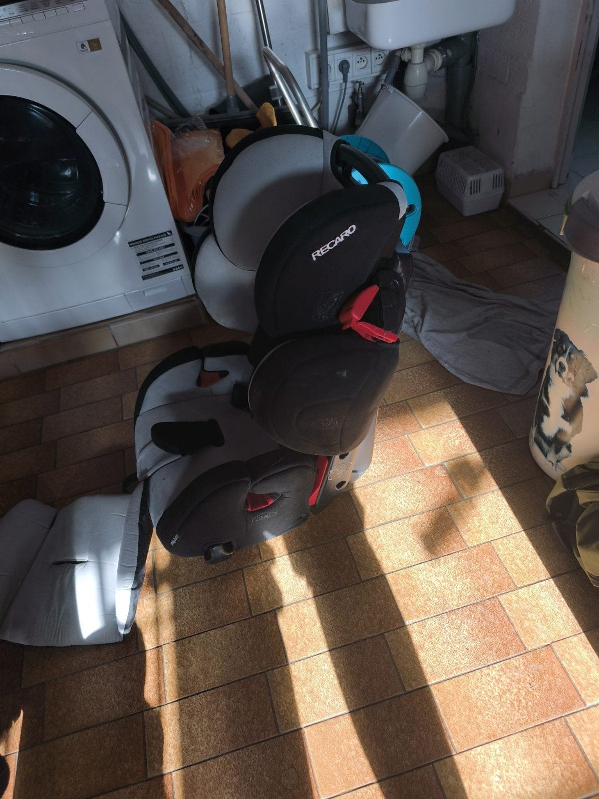 RECARO autostoel met verkleinkussen, Ophalen