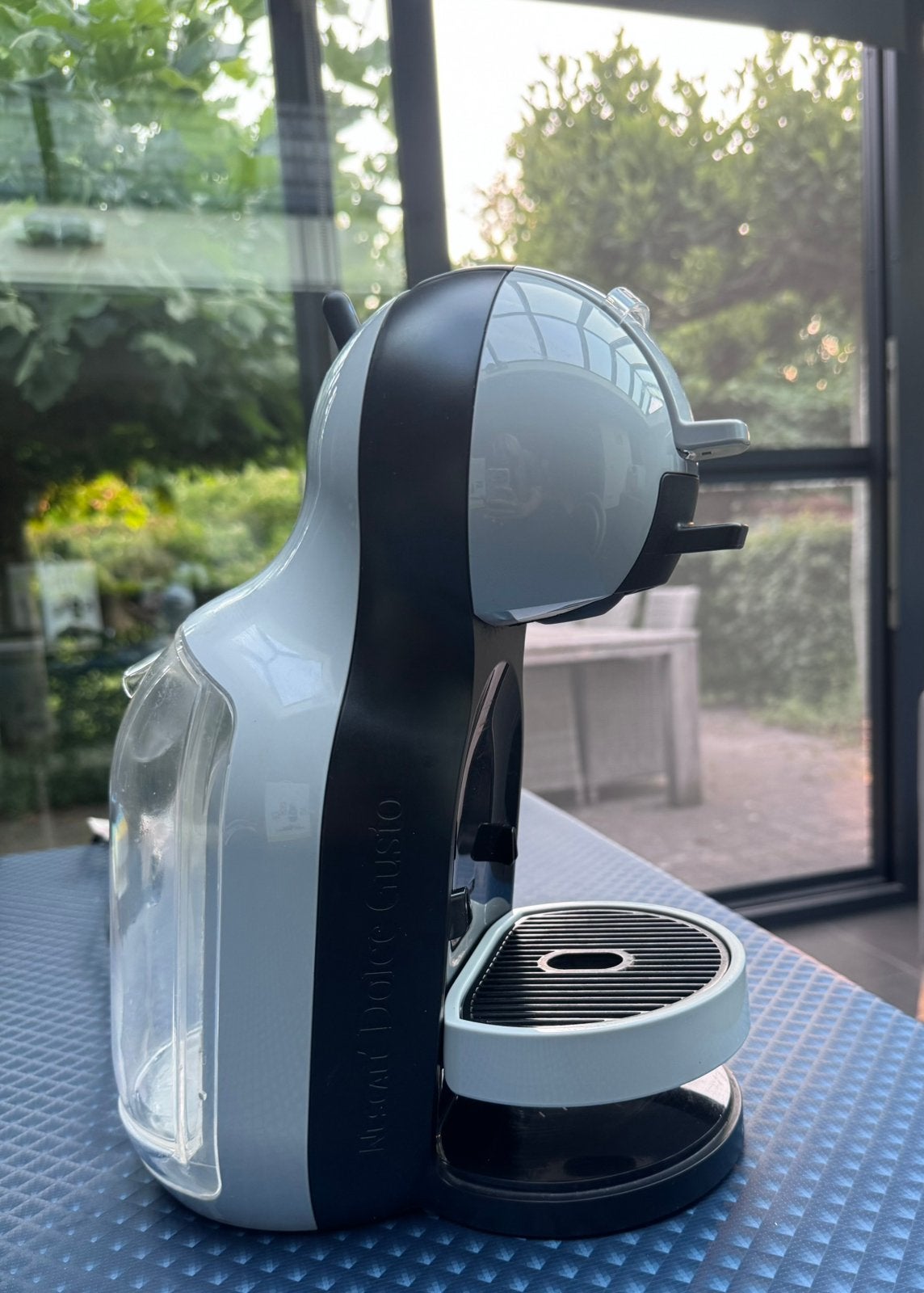 Dolce Gusto Krups MINI ME koffiemachine te koop, Elektronische apparatuur, Koffiezetapparaten, Zo goed als nieuw, Koffiemachine