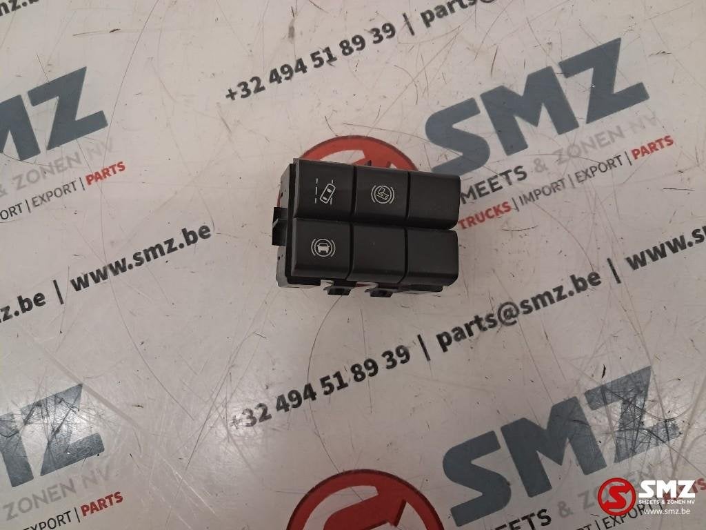 Occ dashbordschakelaar Scania, Gebruikt, Scania, Elektronica en Kabels