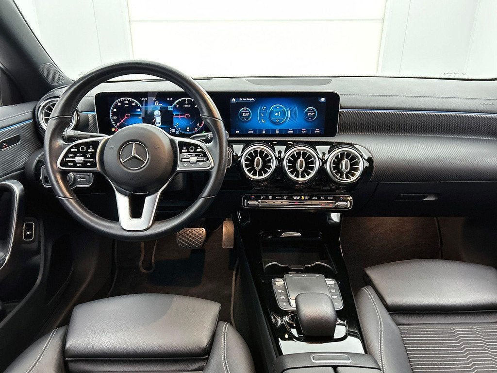 Mercedes-Benz CLA-klasse 180 D Coupé Luxury Line Night Pack, Autos, Achat, 4 portes, Entreprise, 116 ch