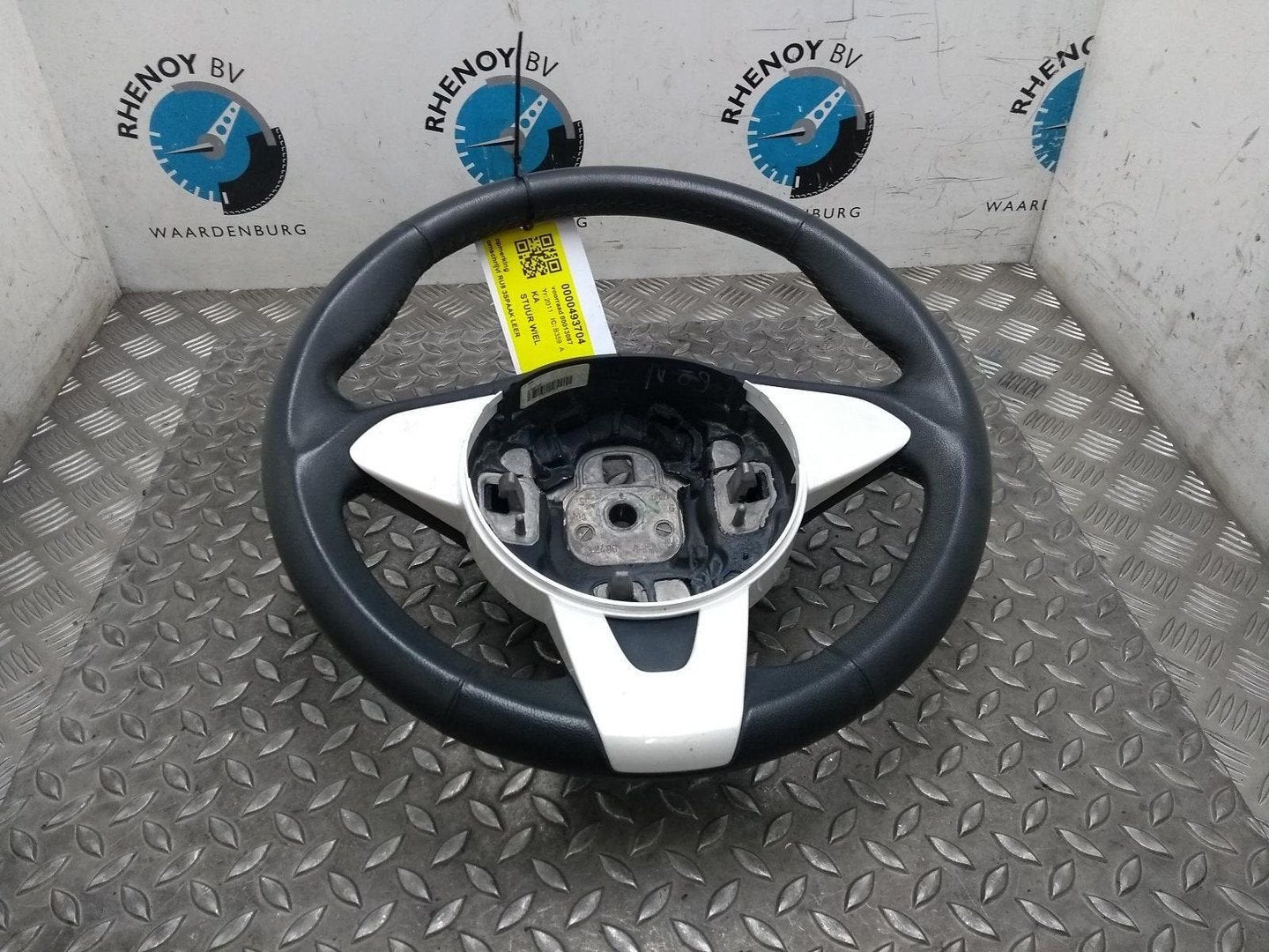 FORD KA 1.2 TITANIUM X S/S STUURWIEL 2011, Enlèvement ou Envoi, Utilisé, ARN reconnu