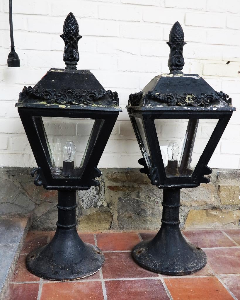 gietijzer tuinlantaarn 96 cm hoog zware en goede kwaliteit, Ophalen, Overige materialen, Gebruikt, Staande lamp