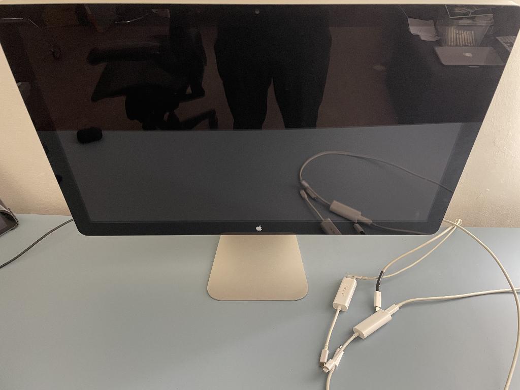Apple Thunderbolt Display avec adaptateurs usb c, Informatique & Logiciels, HD, IPS, Enlèvement, Utilisé