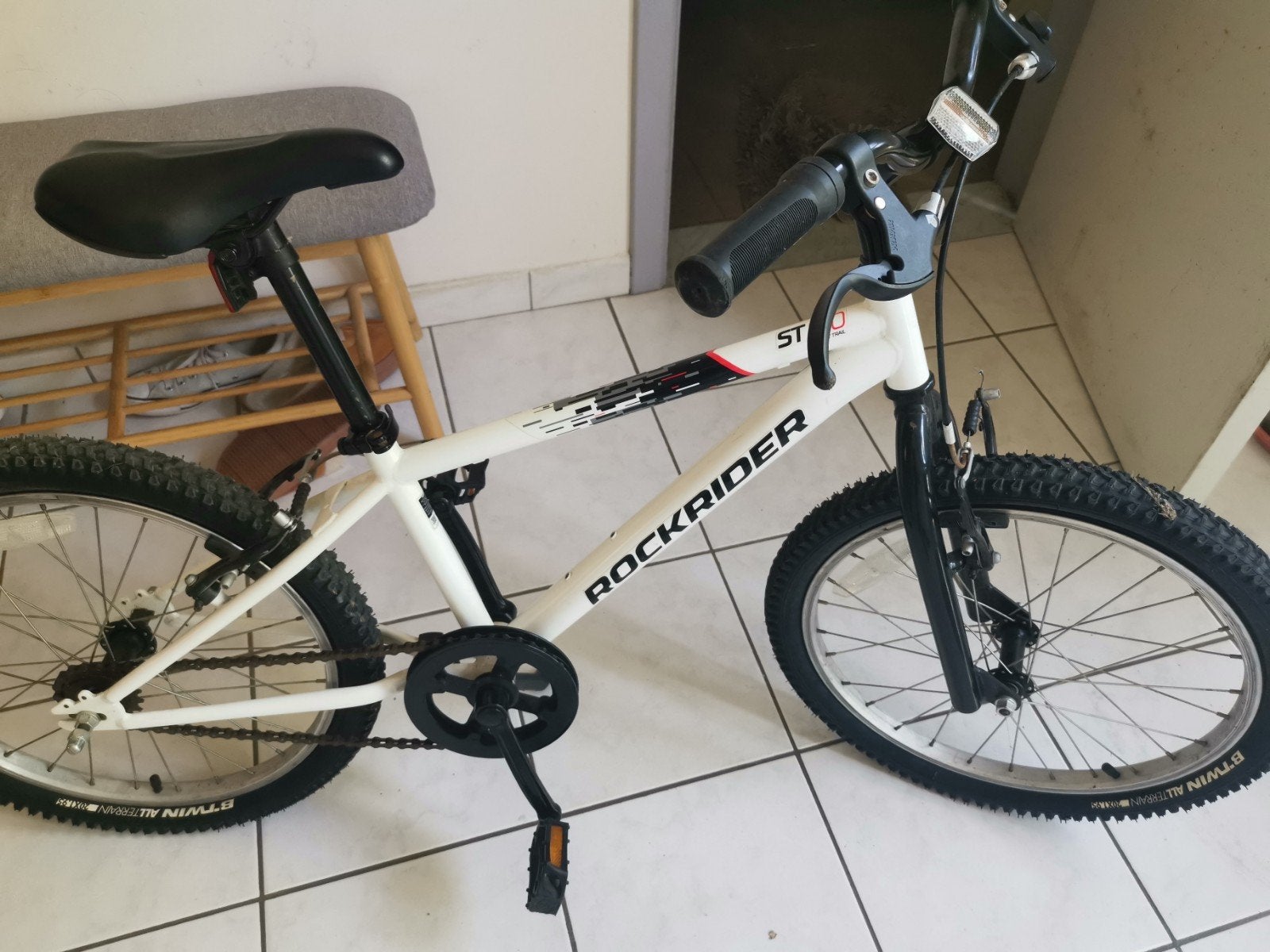 Vélo de montagne Decathlon B'TWIN Rockrider ST 100 pour enfa, Enlèvement