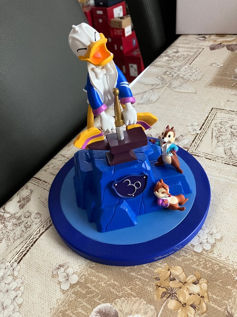 Disneyland Paris Donald Duck 30th Anniversary Figurine, Verzamelen, Ophalen of Verzenden, Donald Duck, Beeldje of Figuurtje