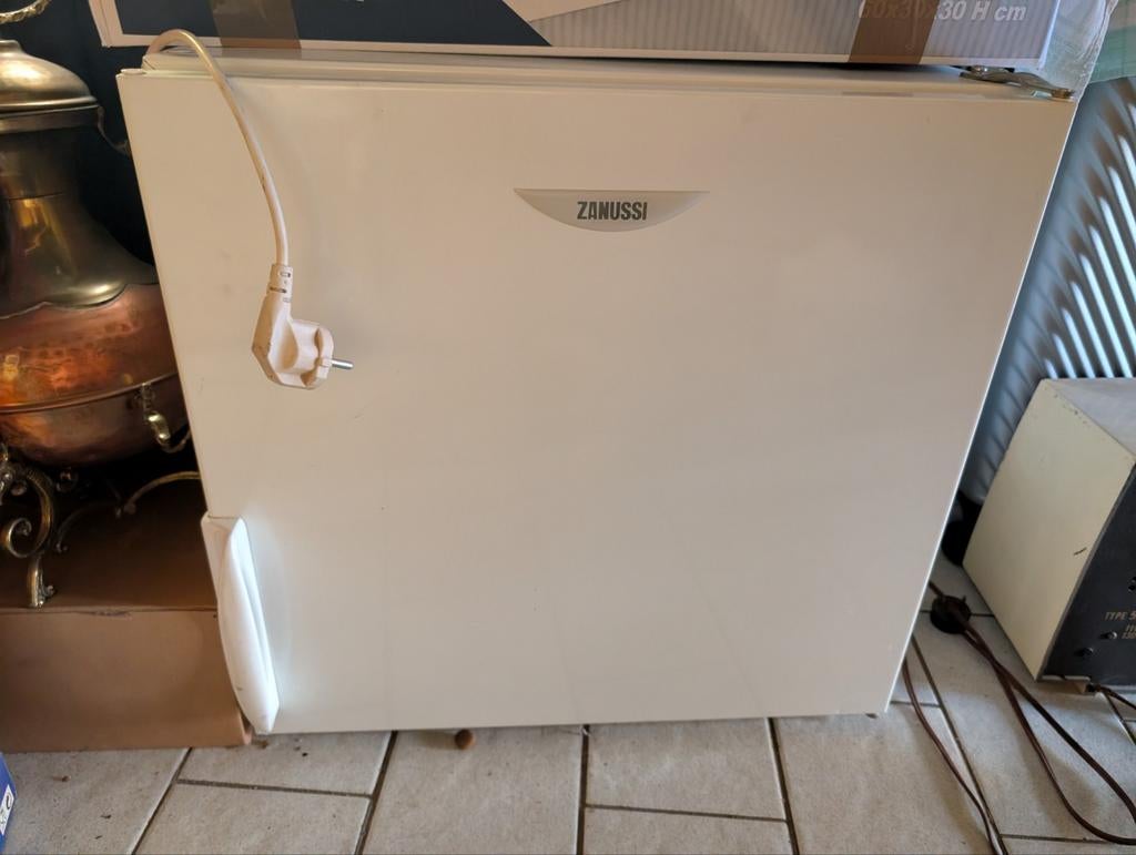 Petit congélateur zanussi, Electroménager, Enlèvement, Congélateur