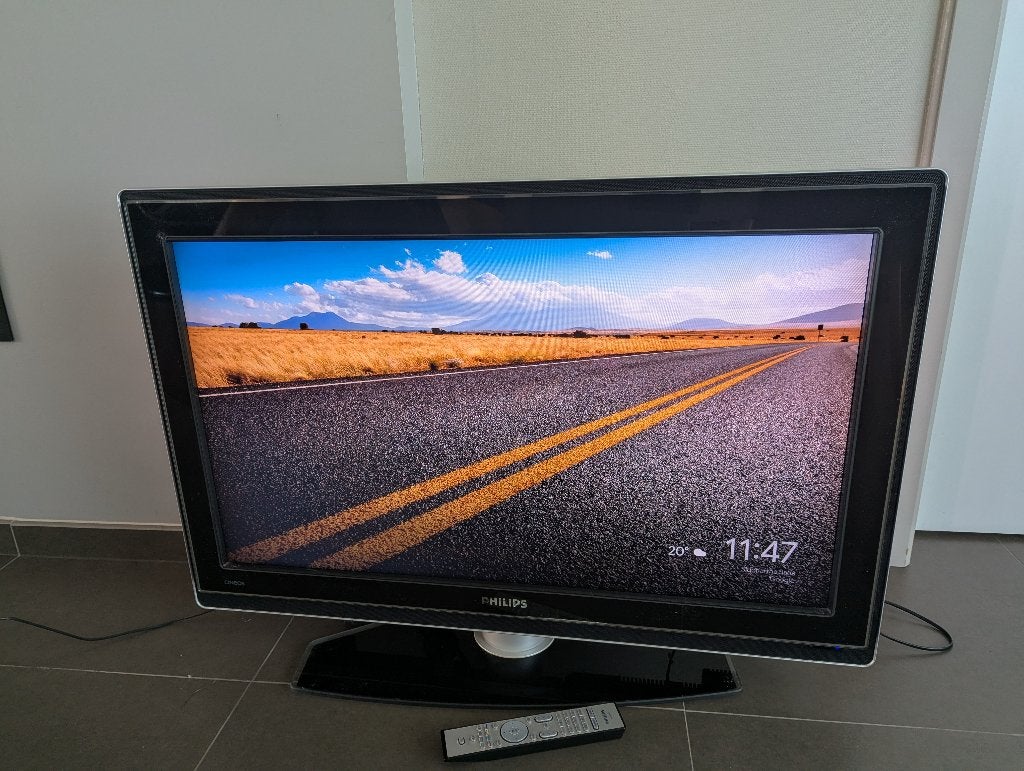 Philips Cineos Flat TV (37PFL9632D/10), TV, Hi-fi & Vidéo, Télévisions, Philips, LCD, 80 à 100 cm, Utilisé