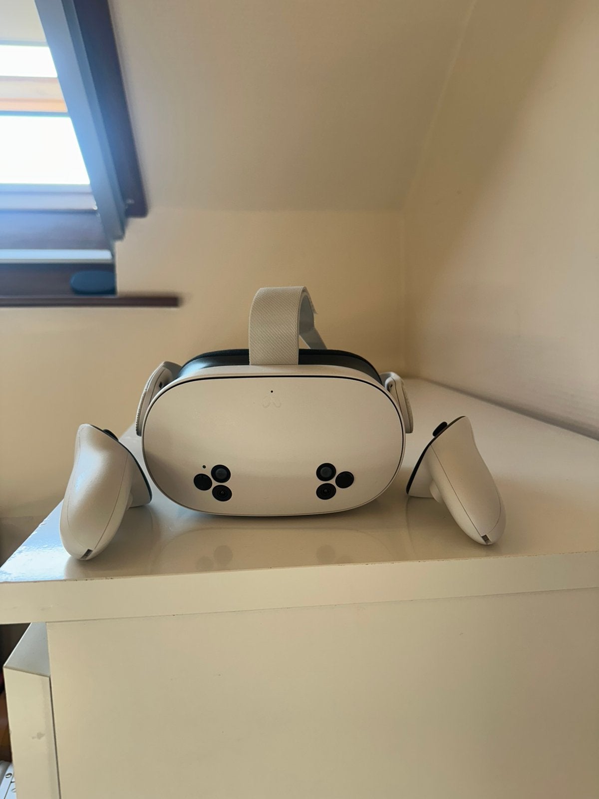 Meta Quest 3S 256GB + 2 controllers, Ophalen of Verzenden, Zo goed als nieuw