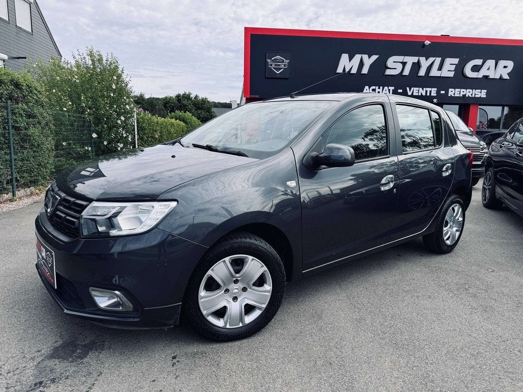 Dacia Sandero Sandero essence, Climatisation, Garantie 1an, Argent ou Gris, Entreprise, Boîte manuelle, Noir