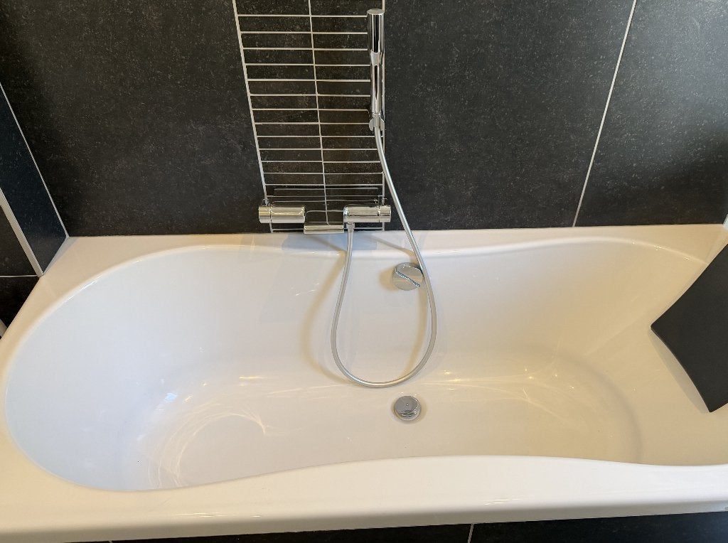Baignoire + robinet Grohe, Enlèvement, Utilisé