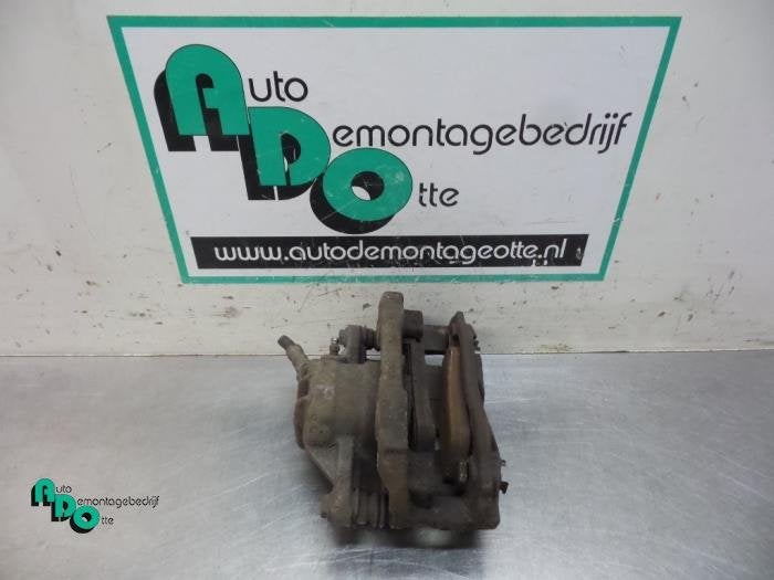 Etrier de frein (pince) avant droit d'un Peugeot 206 (206 98, -, 3 mois de garantie, Utilisé, -