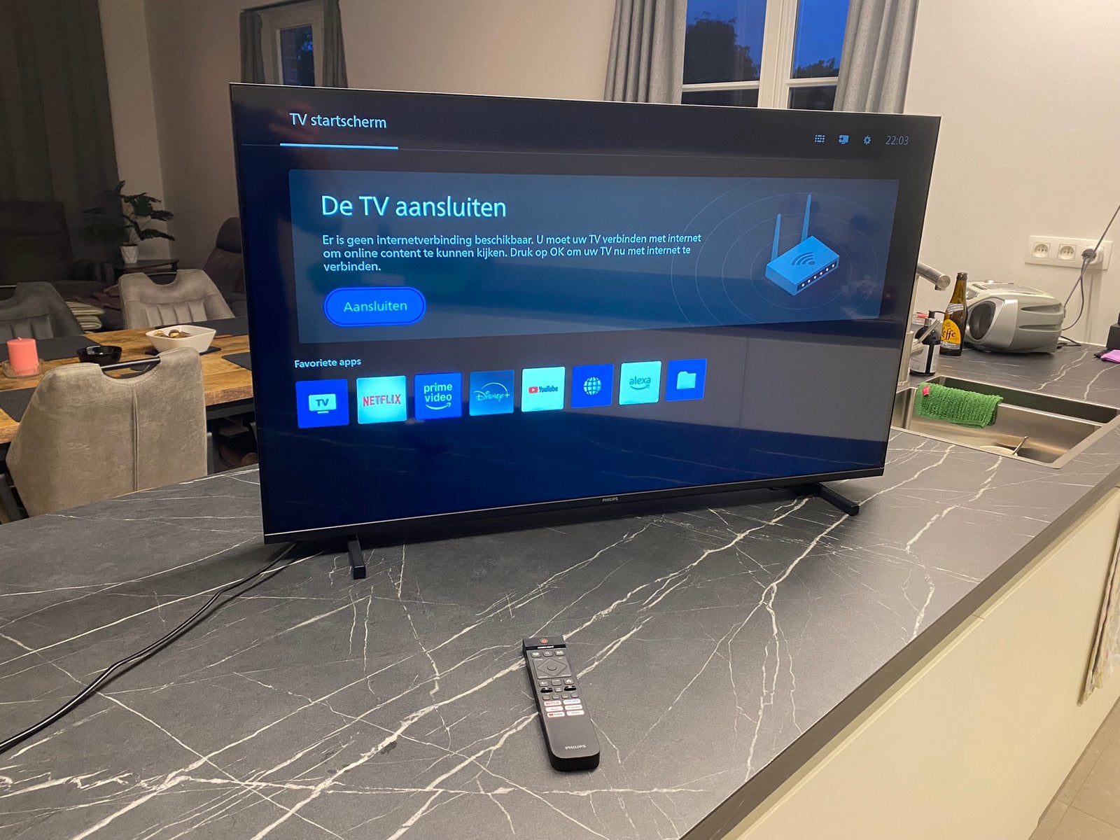 Tv philips met afstandsbediening 200€ nieuw, Audio, Tv en Foto, Televisies, Ophalen, Zo goed als nieuw, Philips