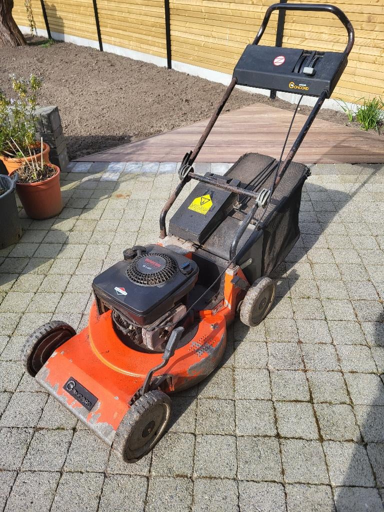 Tondeuse à gazon à essence, Tondeuse rotative, Tondeuses à gazon à essence, Utilisé, Briggs & stratton