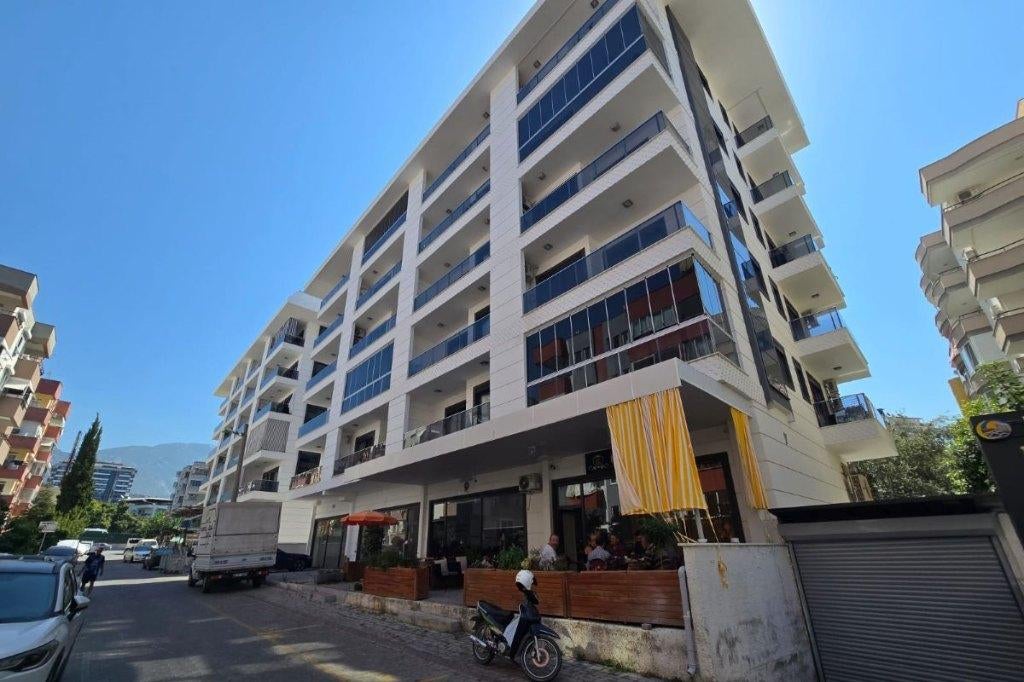 Appartement 1+1 — 350 m van de zee, Immo, Buitenland, 55 m², 2 kamers, Turkije, Stad
