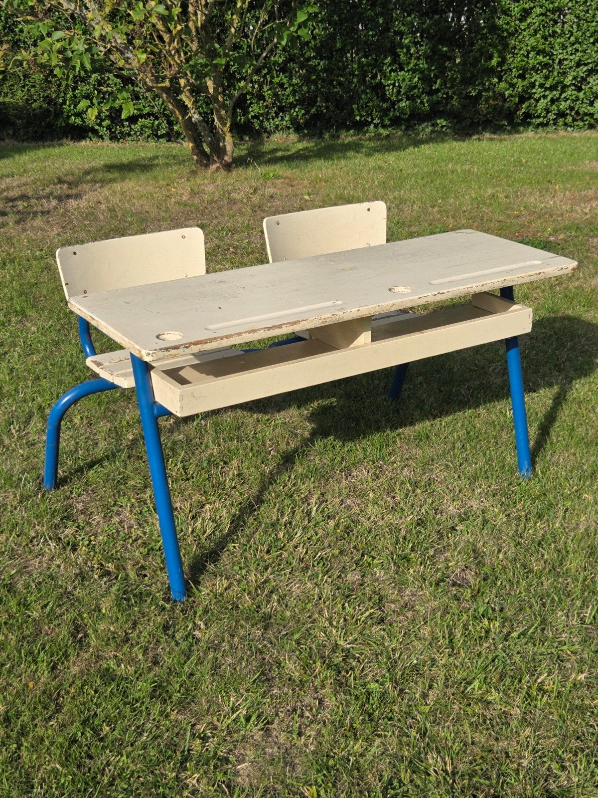 Superbe double pupitre ou bureau d'école vintage. Années  60, Enlèvement