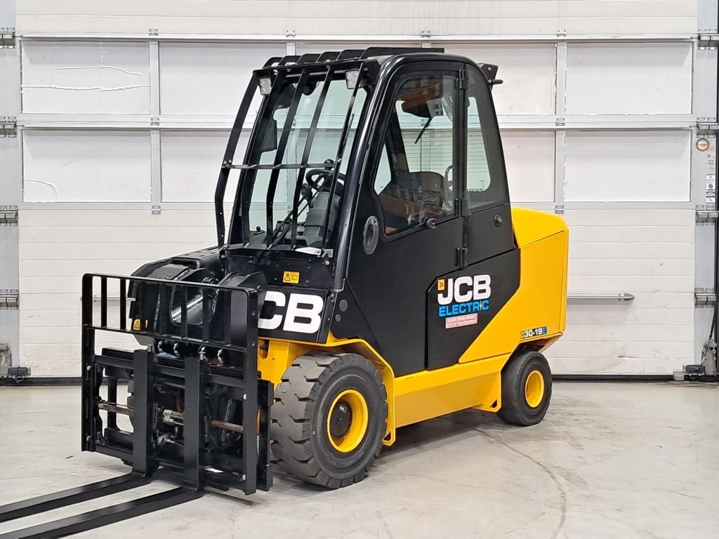 JCB TLT30-19E, Articles professionnels, Chariot télescopique