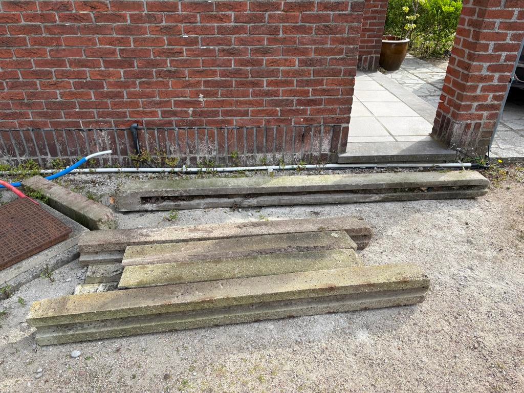 Betonpalen, verschillende lengte, Ophalen, Gebruikt
