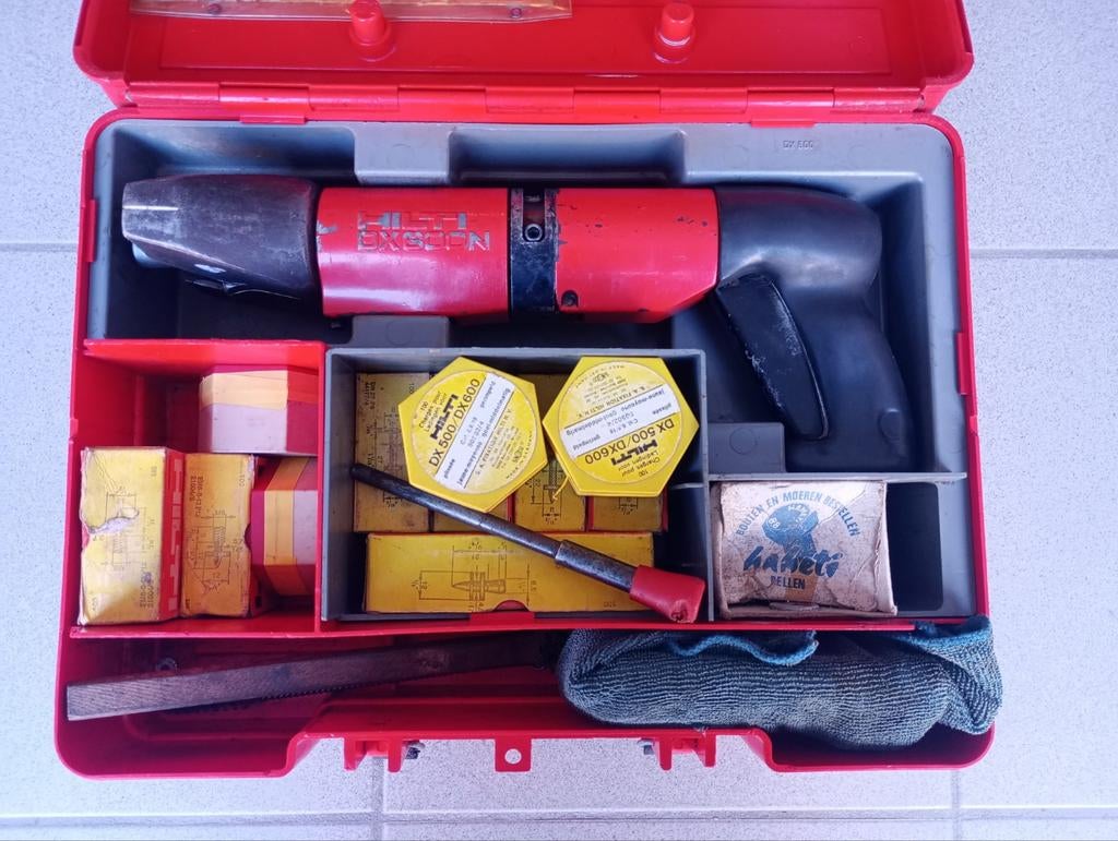 Hilti DX600N, Doe-het-zelf en Bouw, Gereedschap | Overige machines, Ophalen