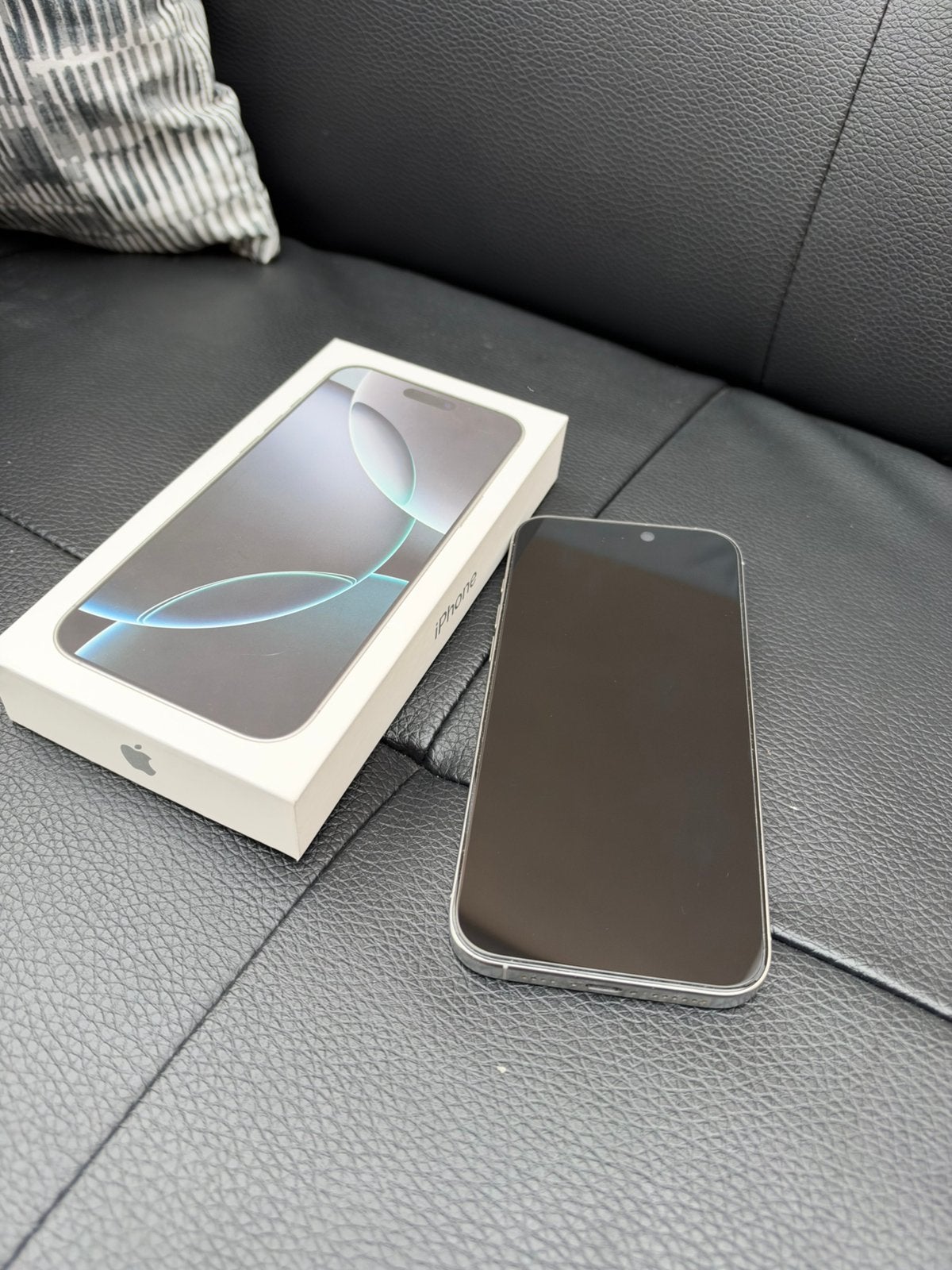Iphone 16 pro max, IPhone 16 Pro Max, Comme neuf, Enlèvement, Sans abonnement