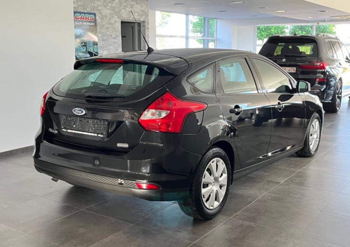 Ford focus 1.6 benzine 2013 gode staat, Auto's, Ford, Focus, Euro 5, Bedrijf, 5 deurs