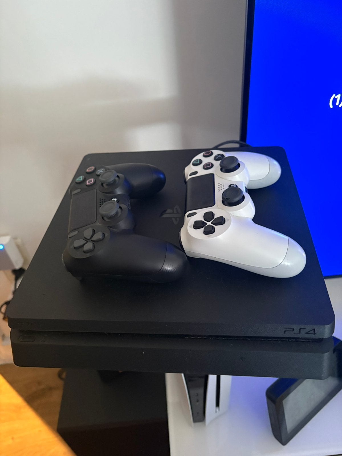 Ps4 met speltjes, Games en Spelcomputers, Spelcomputers | Sony PlayStation 4, Ophalen, Zo goed als nieuw