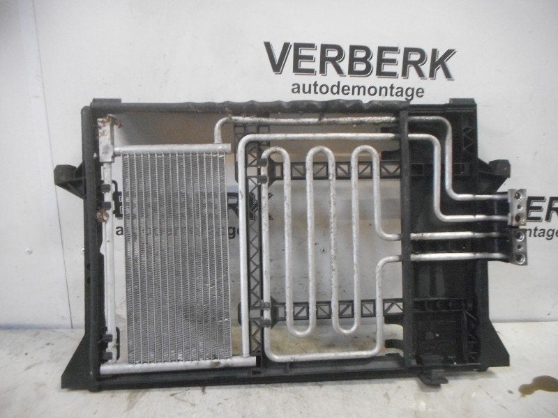 REFROIDISSEUR HUILE automaat 5 serie (E39) (171117407970), Utilisé, BMW, Petuelring 130
80809  München, DE, Bayerische Motoren Werke AG