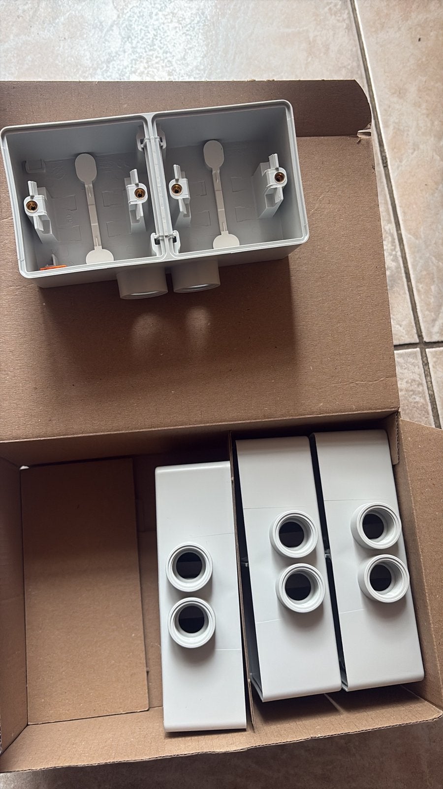 Niko Hydro dubbele opbouwdozen – Nieuw, Doe-het-zelf en Bouw, Ophalen, Nieuw