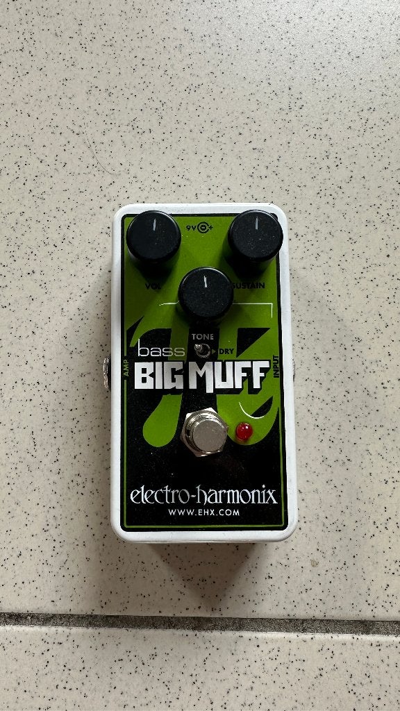EHX - Nano Bass Big Muff, Muziek en Instrumenten, Ophalen of Verzenden, Zo goed als nieuw, Distortion, Overdrive of Fuzz