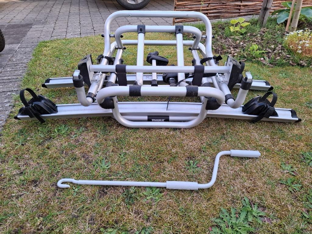 Thule fietsenrek V16 lift manueel, Fietsen en Brommers, Ophalen, Zo goed als nieuw