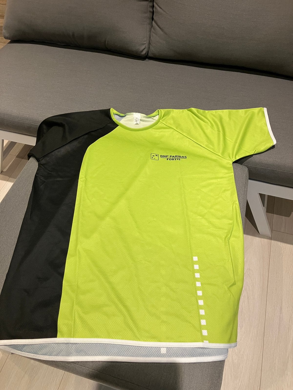 Sport shirt maat XL, Taille XL, Enlèvement ou Envoi, Neuf, Maillot