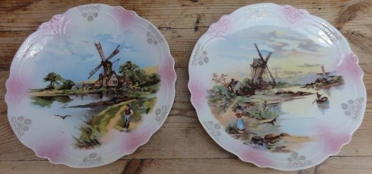 Oude Franse sierlijke wandborden met molens, boer, boerin, Enlèvement ou Envoi