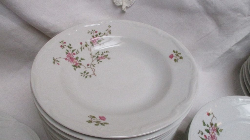 Vintage Pools porselein Bogucice eetservies 12pers., Ophalen