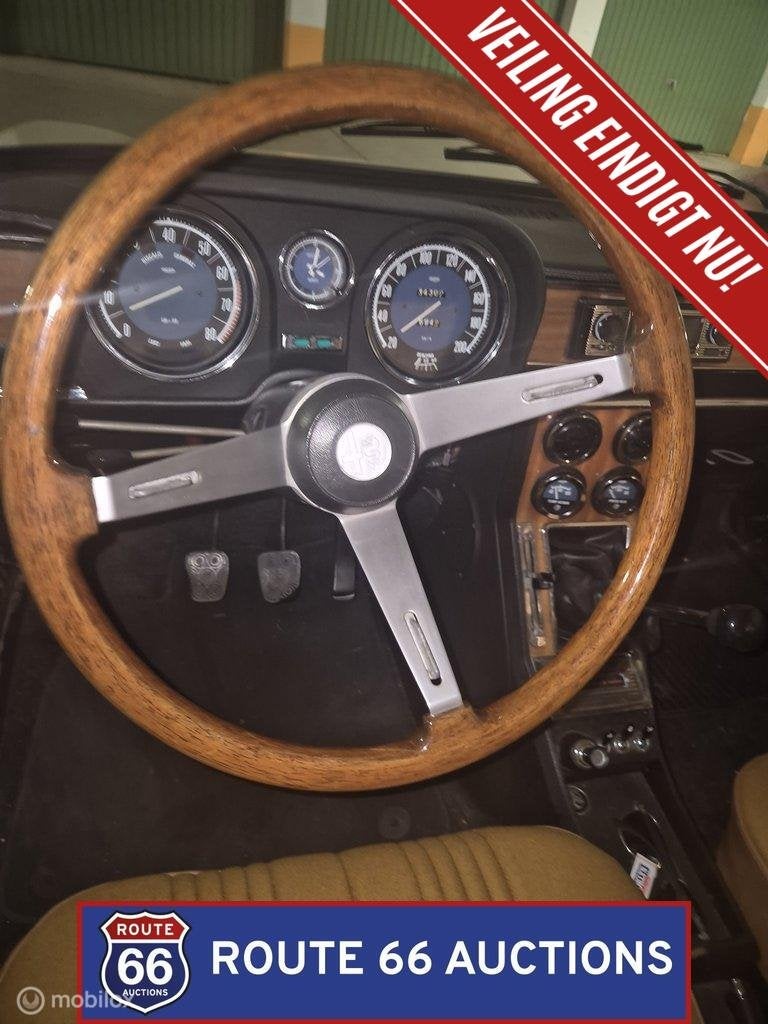 Alfa Romeo Giulia Nuova Super 1300 | Route 66 Auctions, Achat, Entreprise, Boîte manuelle, Autre carrosserie