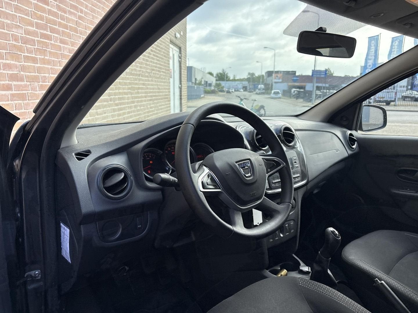 Dacia Logan MCV 0.9 TCe Ambiance | Airco |, Autos, Dacia, Argent ou Gris, Achat, Electronic Stability Program (ESP), Entreprise