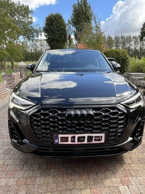 audi Q3 sportback s line 35 rfsi 110, Autos, Cuir, Achat, Capteur de lumière, Noir