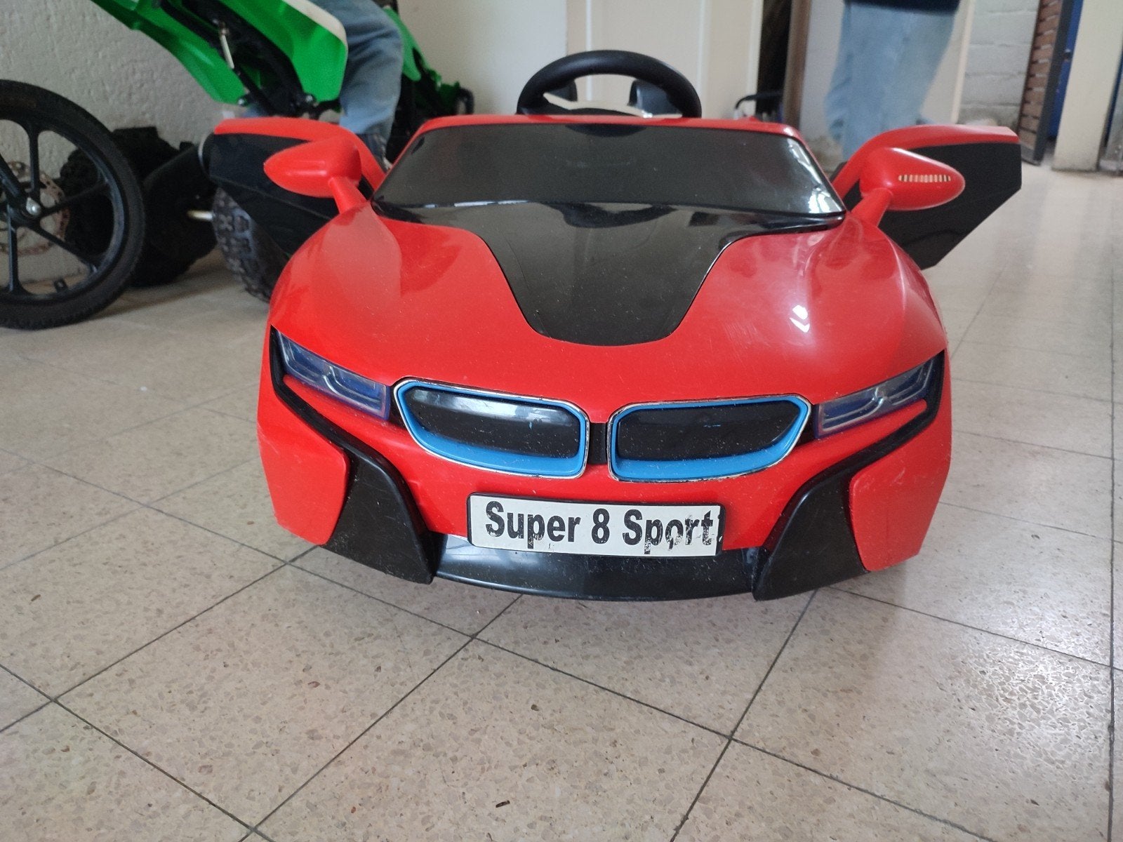 Voiture enfant BM super sport, Enfants & Bébés, Enlèvement