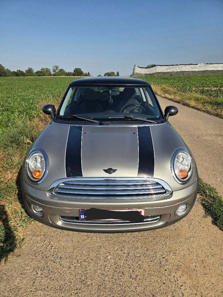 Mini cooper 1.6 essence  prête à immatriculer de suite !!!, Auto's, Mini, Voorwielaandrijving, 4 zetels, Zwart, Leder