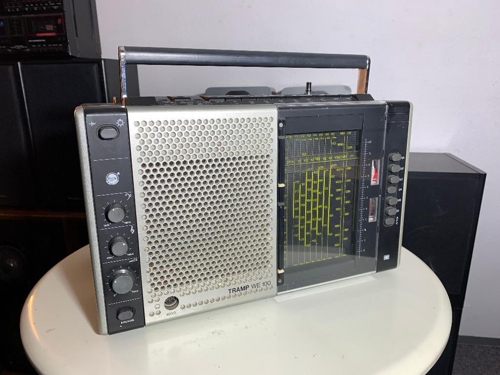 Grundig, Panasonic, Sony, Philips, Tramp, Uher, Akai, Aiwa, Enlèvement