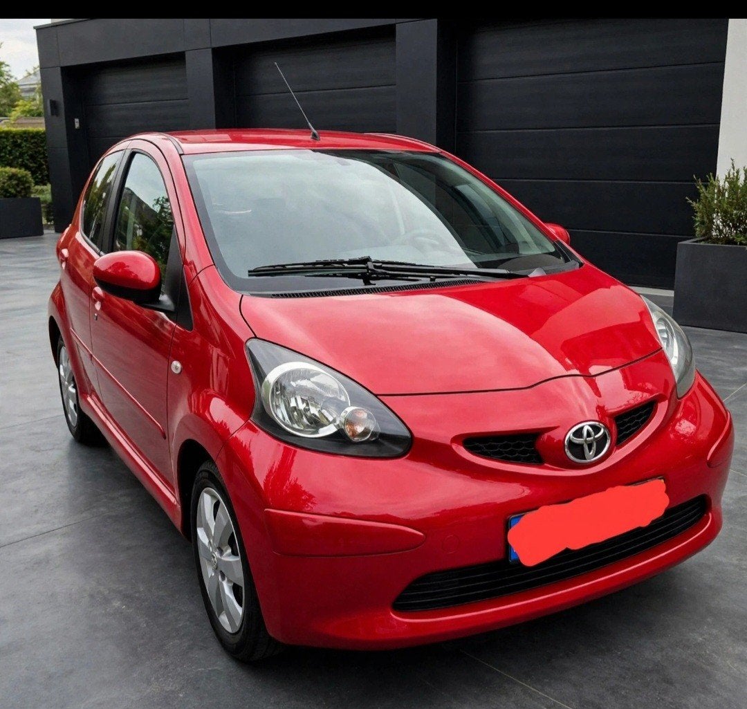 Toyota Aygo 1000cc ess Série spéciale Red. 4 portes, Airco, Euro 5, Achat, 998 cm³, 4 portes