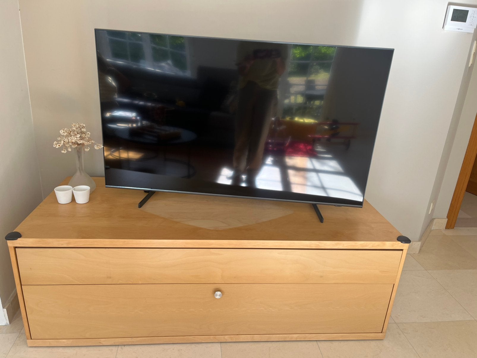 Tv meubel. Es fineer hout, Huis en Inrichting, Ophalen, Gebruikt, 100 tot 150 cm, Minder dan 100 cm