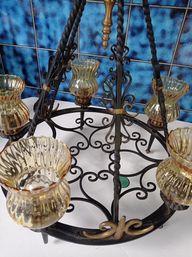 Lustre en fer forgé, Enlèvement, Utilisé, Métal