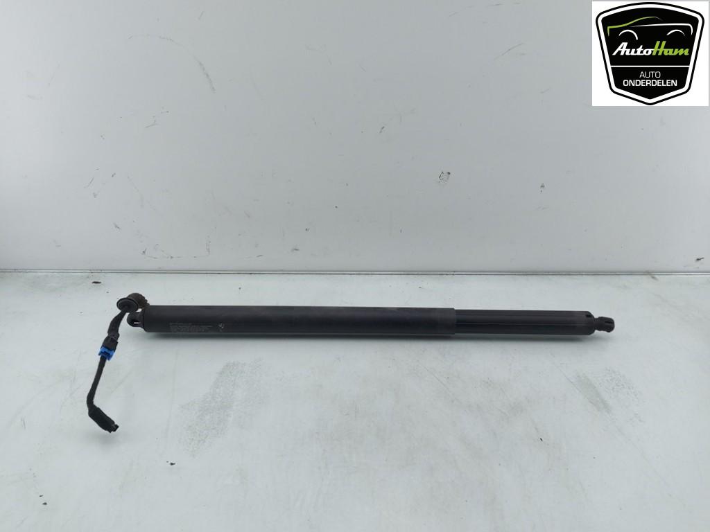 ACHTERKLEP MOTOR BMW 1 serie (F40) (01-2019/-) (178939), Gebruikt, BMW, Achterklep
